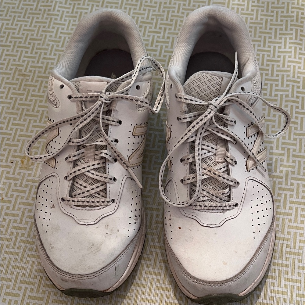 New Balance Women's White Athletic Shoes
